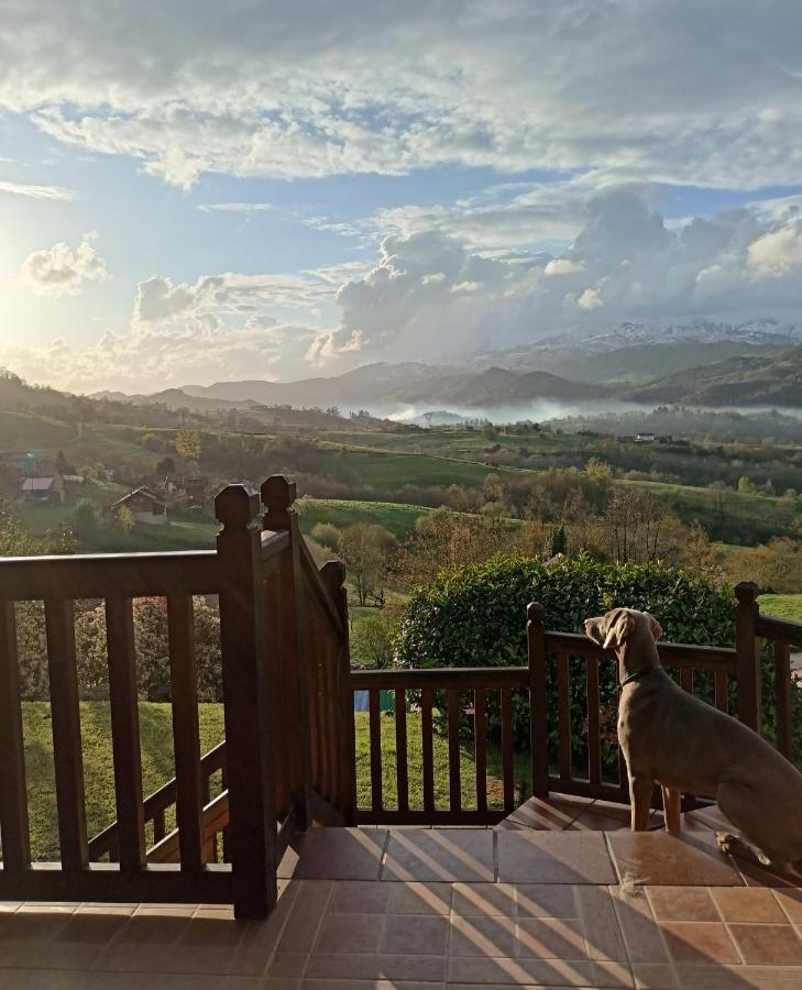 Affittacamere La Casa De Nuria Onís Esterno foto